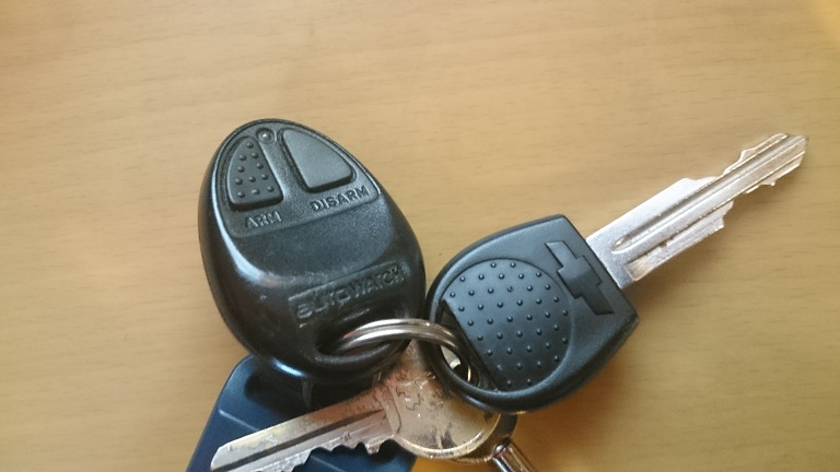 My Aveo Imobiliser activated. How do I use my key to bypass it?